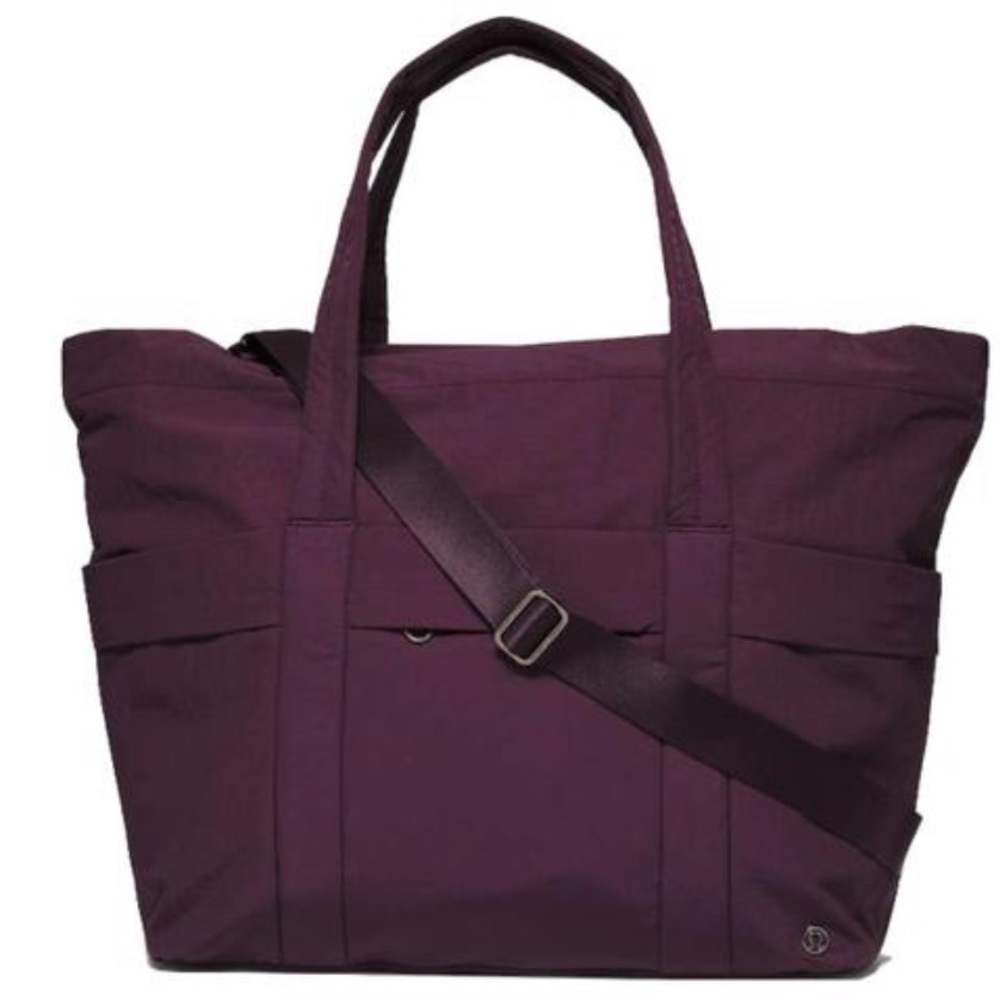 Lululemon On My Level 30L Duffel in Black Cherry